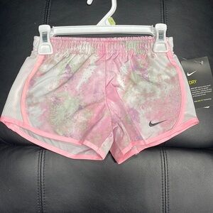 Nike short